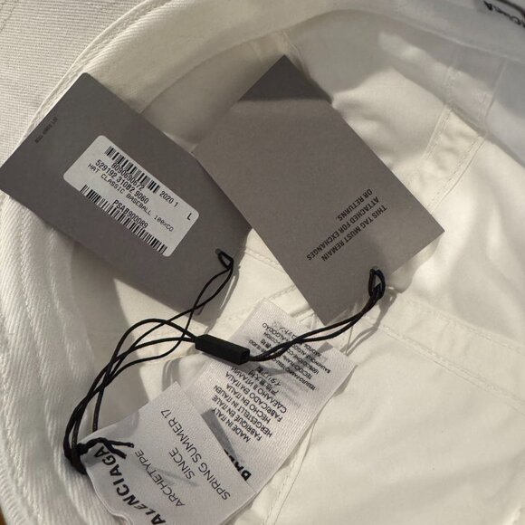 NWT Balenciaga Cap in White Size L 58cm - Picture 4 of 5